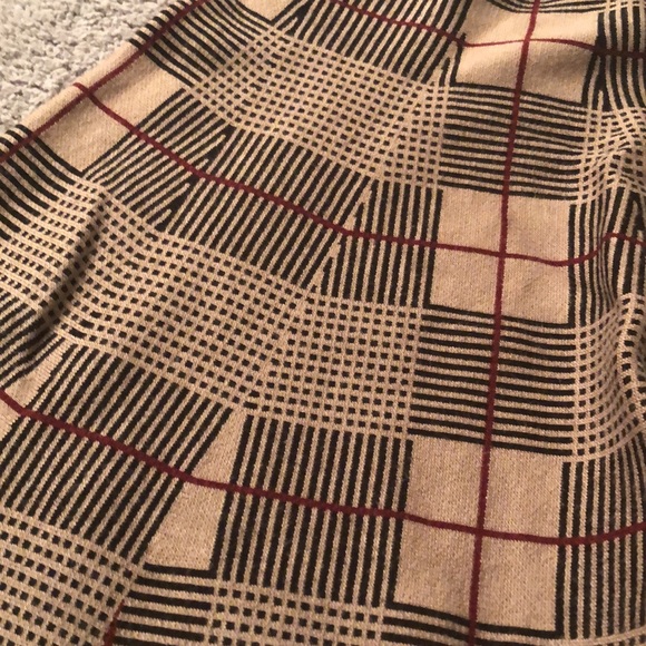 Max Studio Skirt - Picture 2 of 5